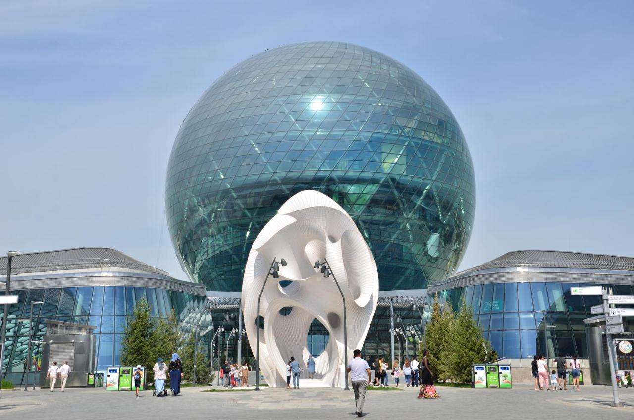 Orynbor Towers Apartment Nur-Sultan  Exterior photo