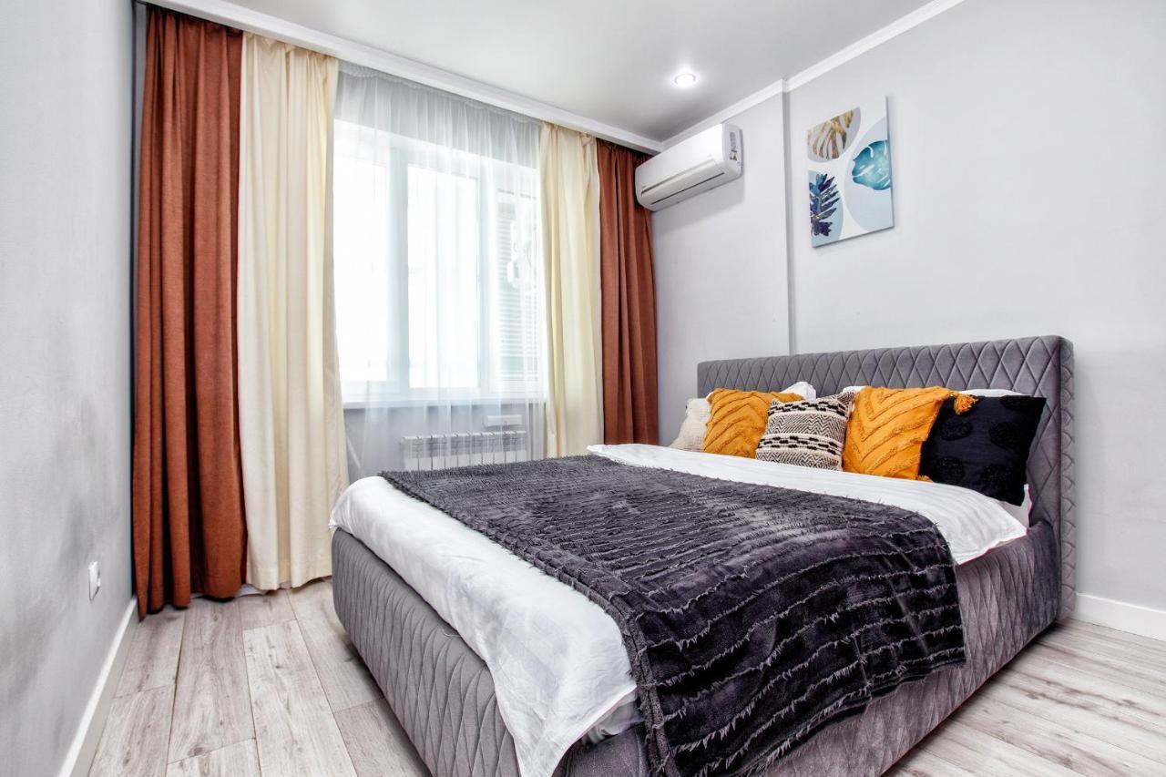 Orynbor Towers Apartment Nur-Sultan  Exterior photo